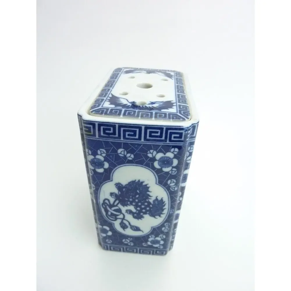 Vintage Chinese Porcelain Pot Foo Dog Lions Blue White Bud Vase Tea Caddy Jar